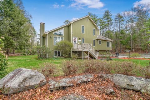 Photo of 10 Jethol Dr, Freetown, MA 02702 (MLS # 73504068)