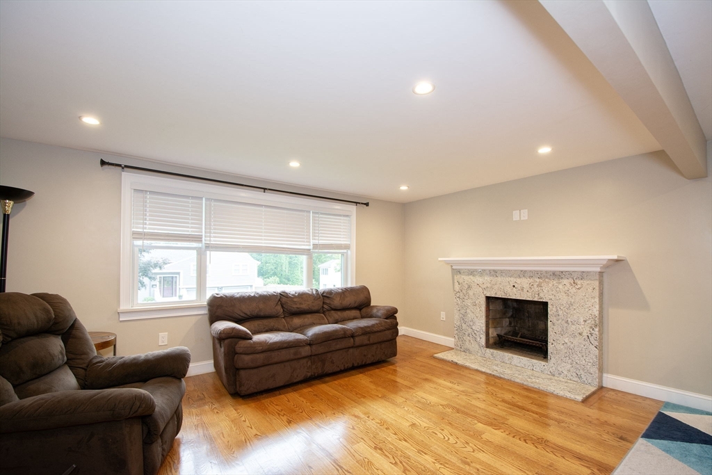 215 Alida Road