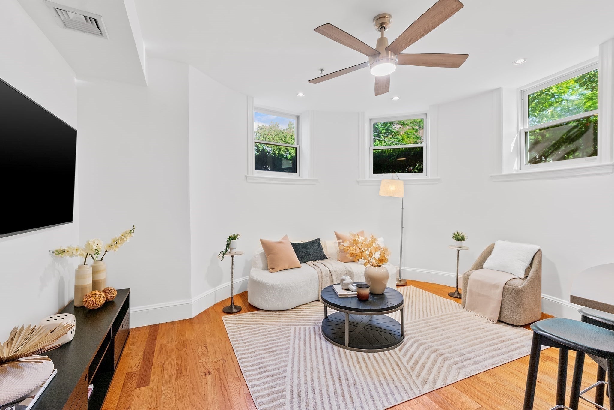 97 Fuller St 4
