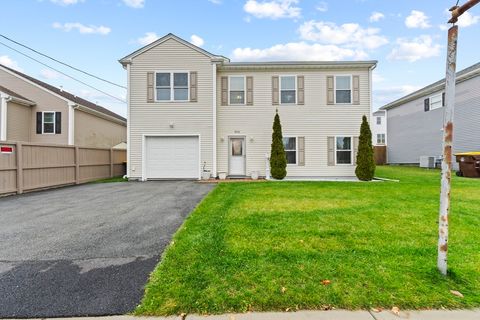 Photo of 302 Oak Grove Avenue, Fall River, MA 02723 (MLS # 73458960)