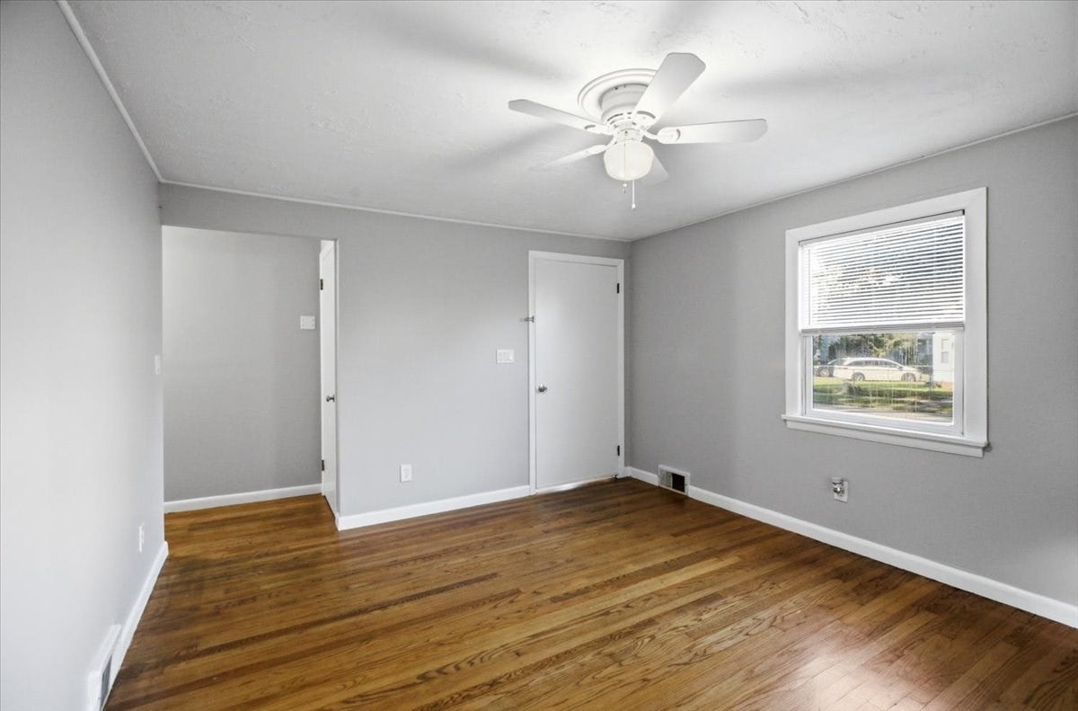 11-13 Palmyra St, Springfield, MA, 11-13 Palmyra St, Springfield, MA Photo #25