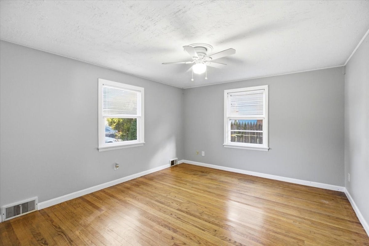 11-13 Palmyra St, Springfield, MA, 11-13 Palmyra St, Springfield, MA Photo #24