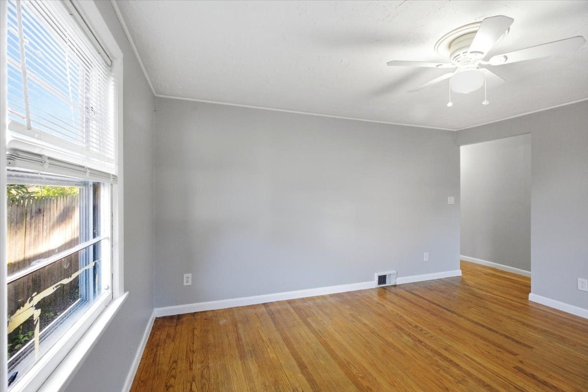 11-13 Palmyra St, Springfield, MA, 11-13 Palmyra St, Springfield, MA Photo #26