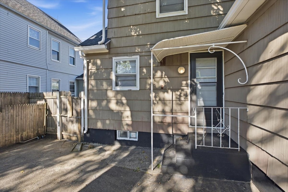 11-13 Palmyra St, Springfield, MA, 11-13 Palmyra St, Springfield, MA Photo #34