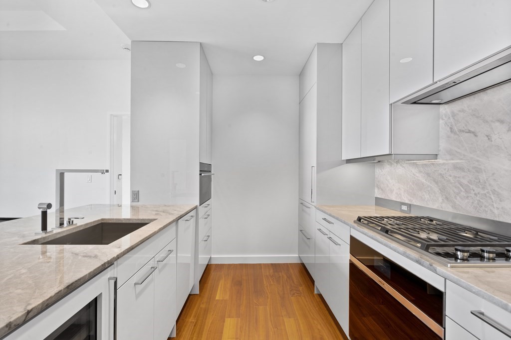 1 Dalton St 3302