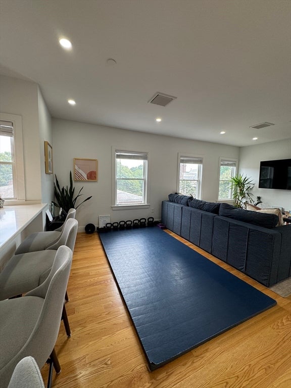 34 Park St #4, Newton, MA, 34 Park St #4, Newton, MA Photo #5