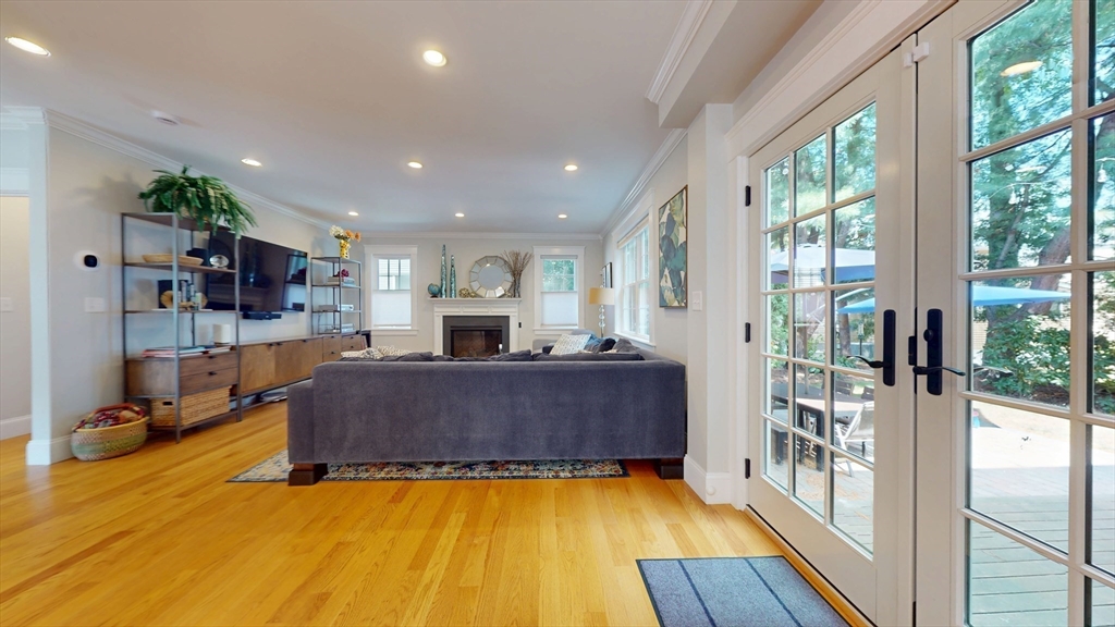 50 Hathaway Cir