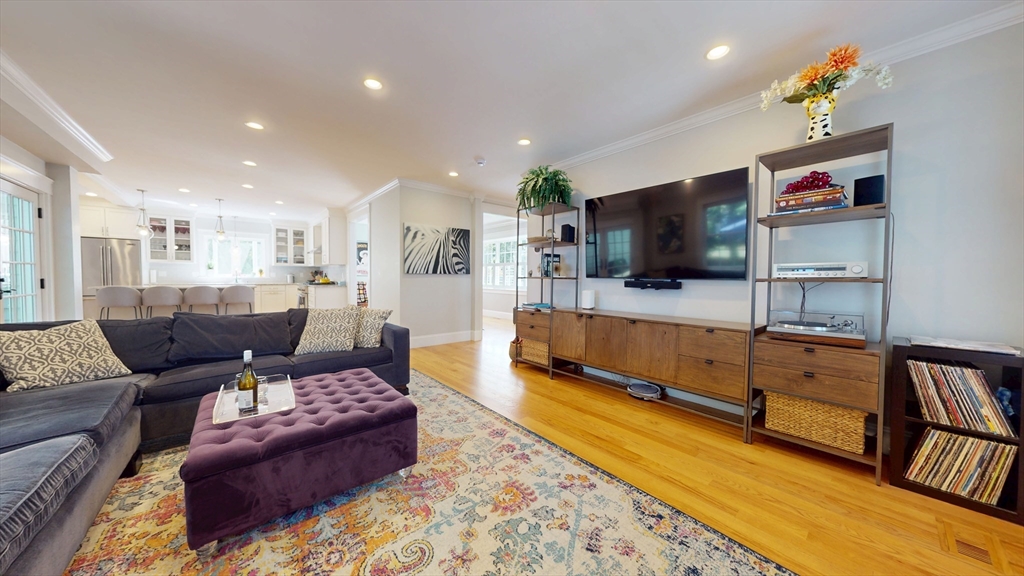 50 Hathaway Cir