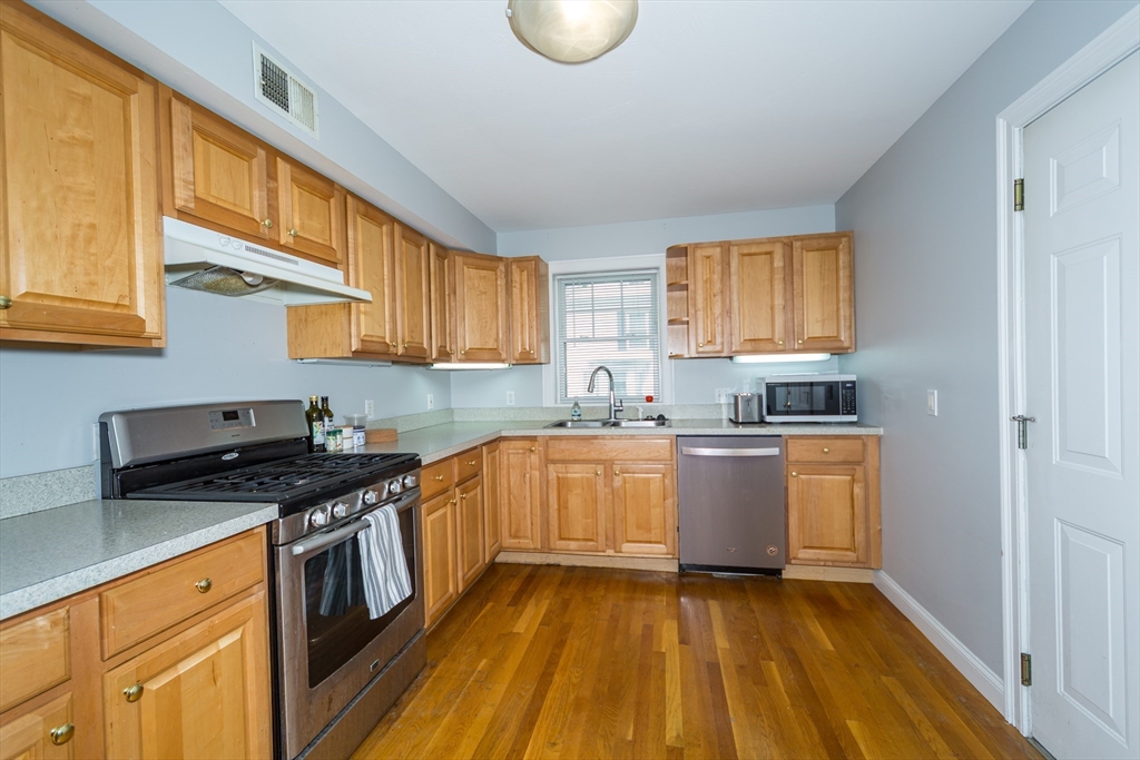 43 N Main St