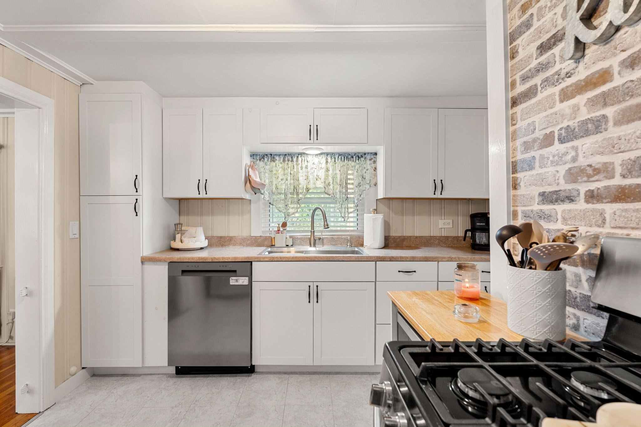 2 Hill Top Ln, Rockport, MA Photo #19