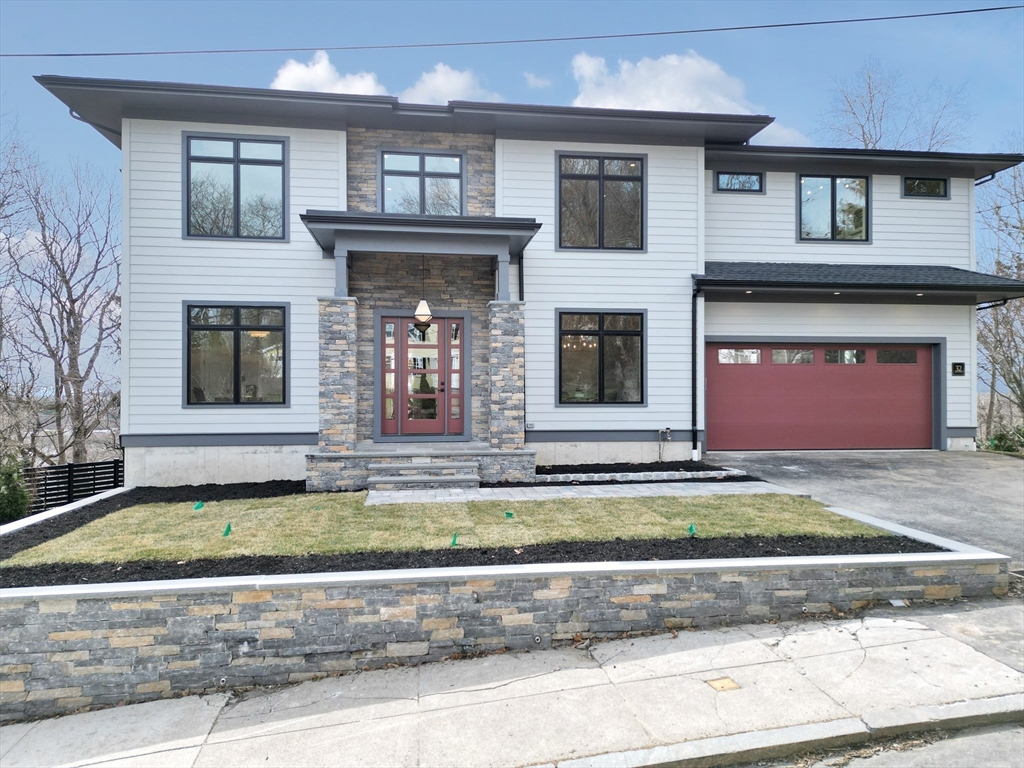 32 Malcolm Road