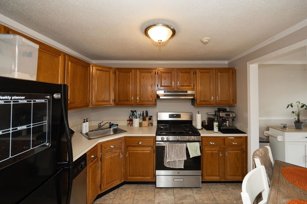 57 Chapman Pl 57