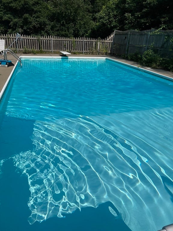 27 Hillside Dr