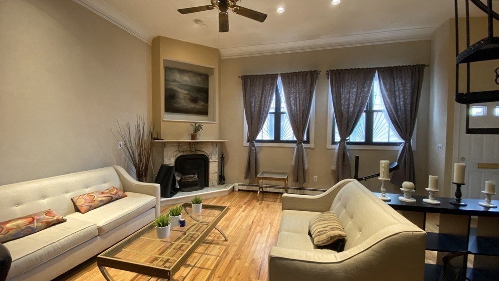 608 Tremont St #2, Boston, MA Photo #2