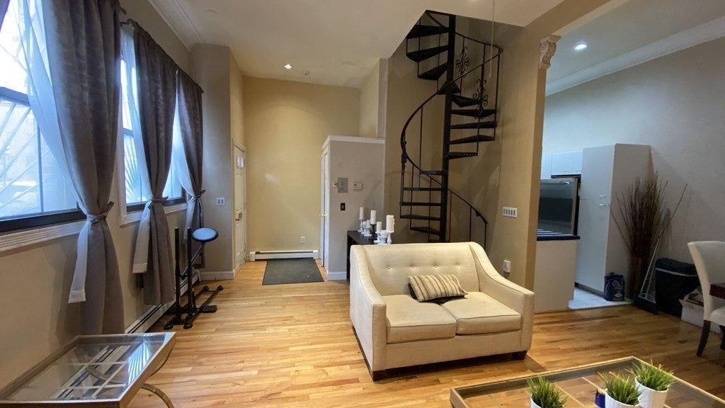 608 Tremont St #2, Boston, MA Photo #5