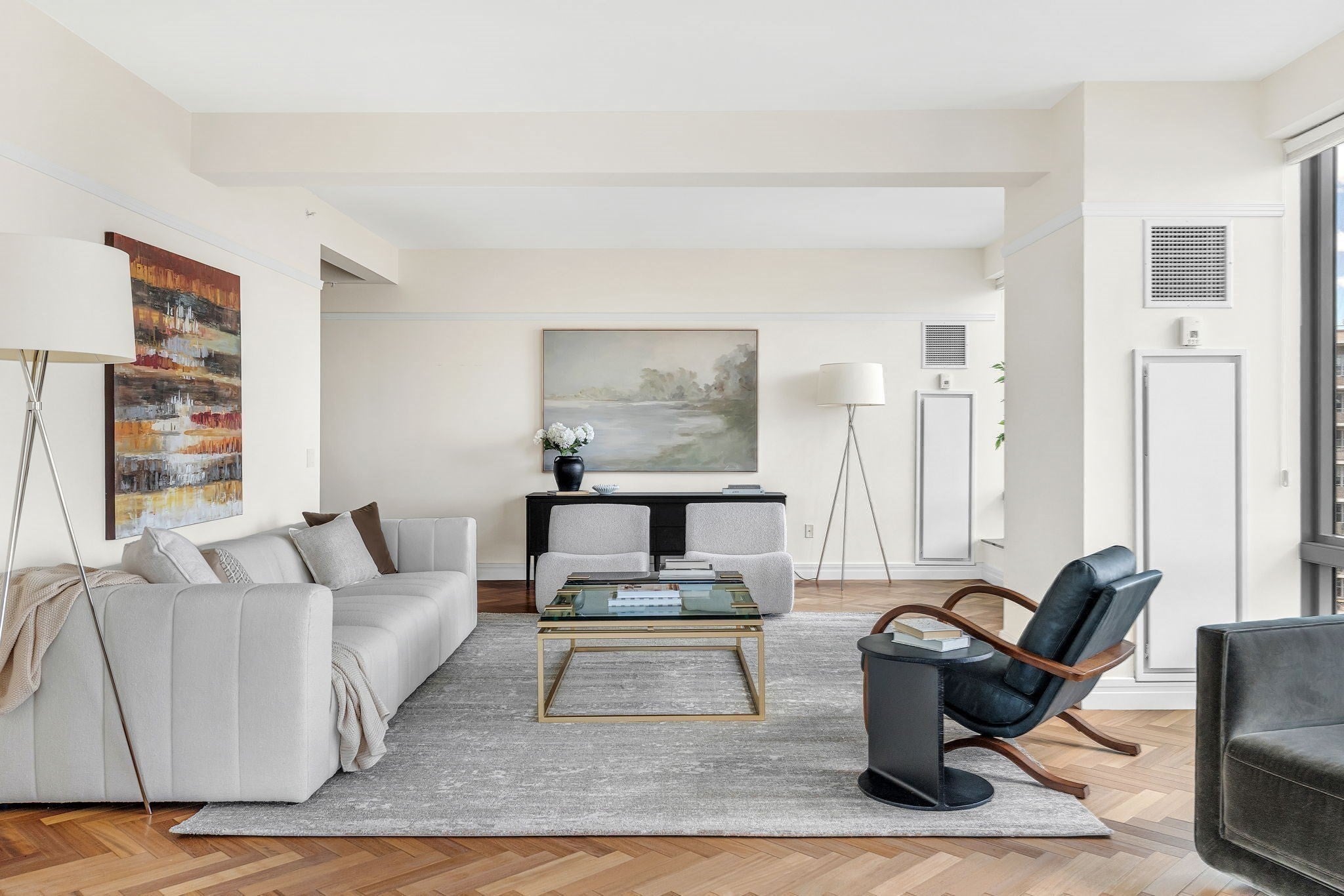 1 Avery St 24D