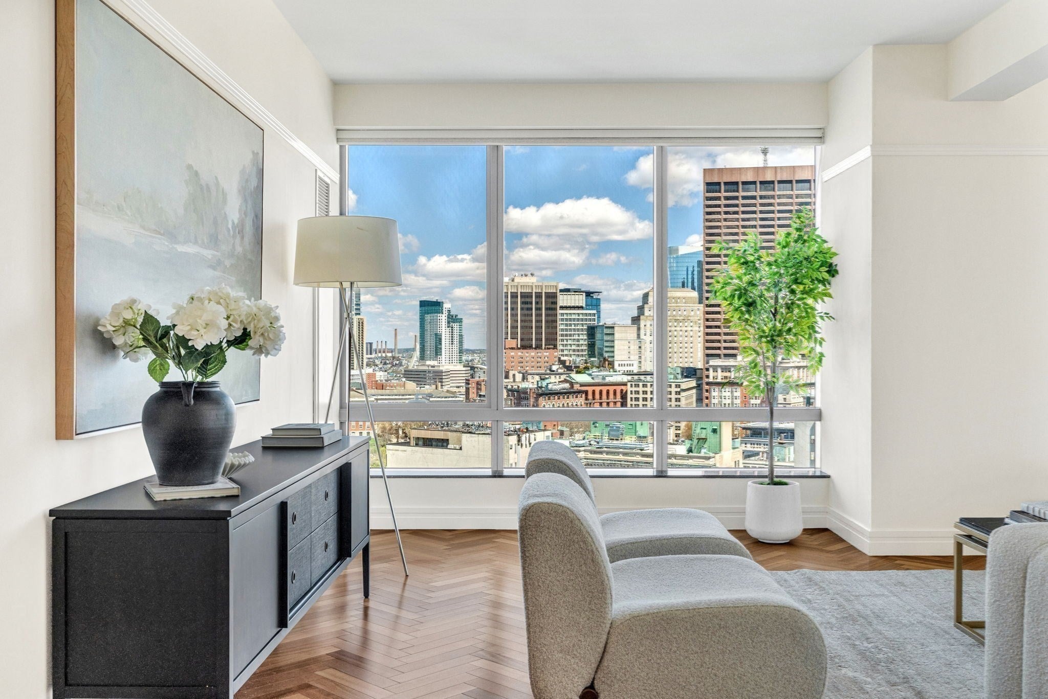 1 Avery St 24D