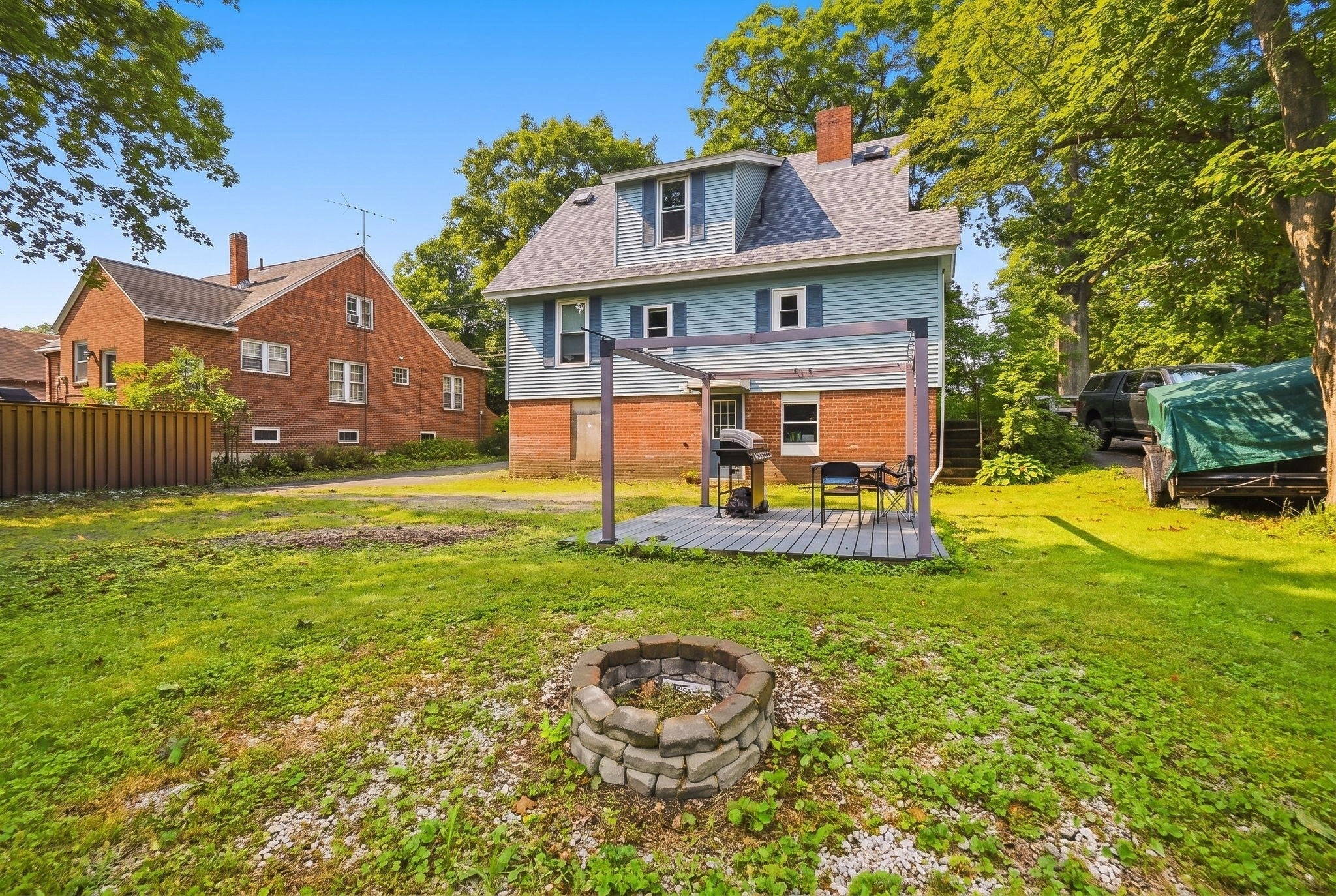 209 Green St, Gardner, MA Photo #32