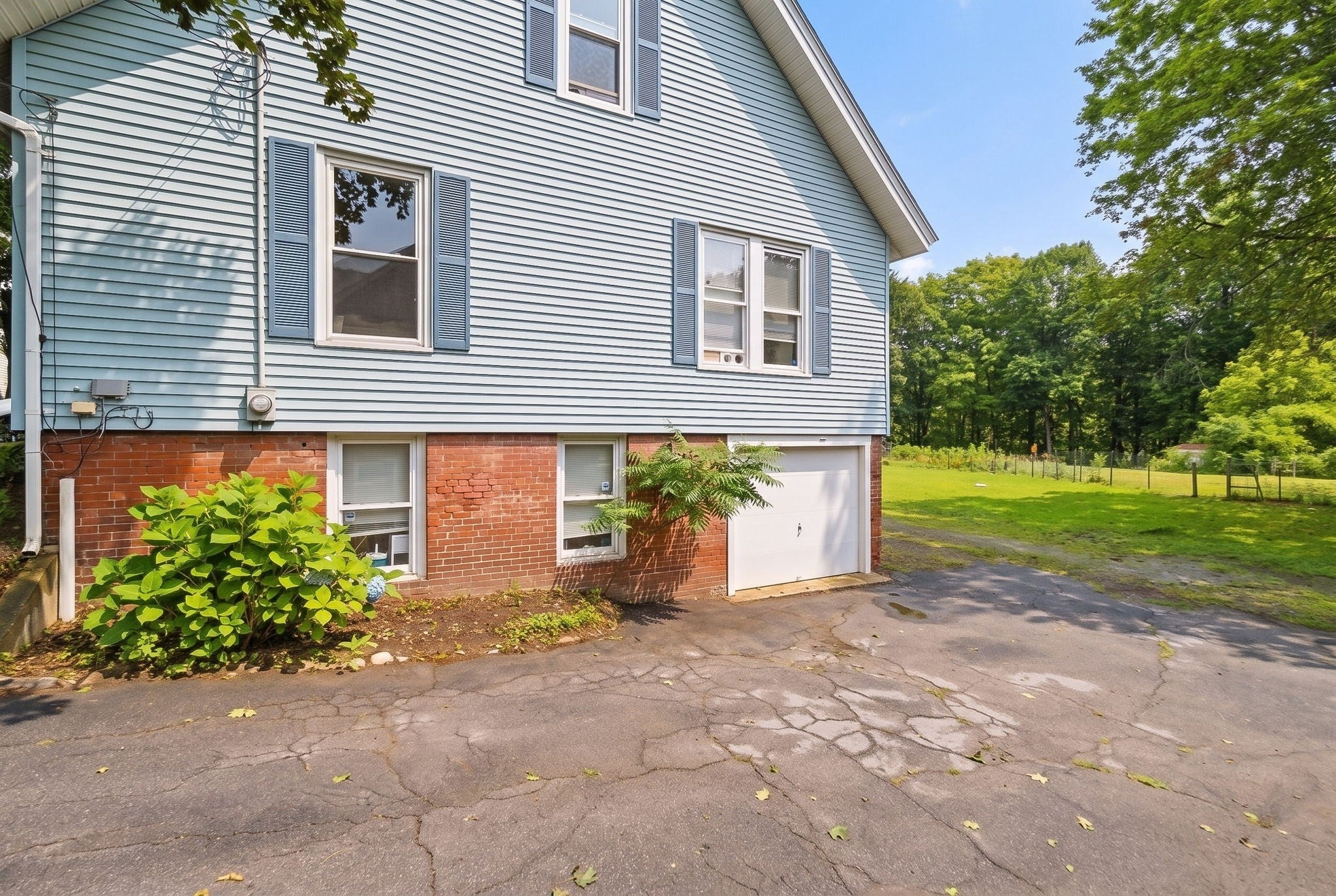 209 Green St, Gardner, MA Photo #28