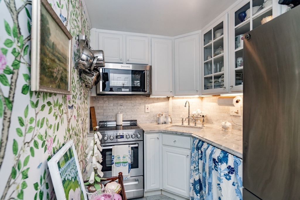97 Mount Vernon St 3