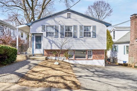 33 Argyle Rd 33 Arlington MA 02476