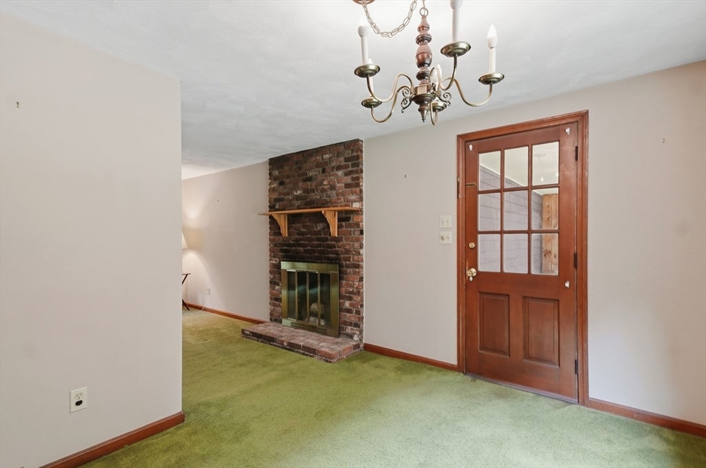 9 Conestoga Road, Chelmsford, MA, 9 Conestoga Road, Chelmsford, MA Photo #4