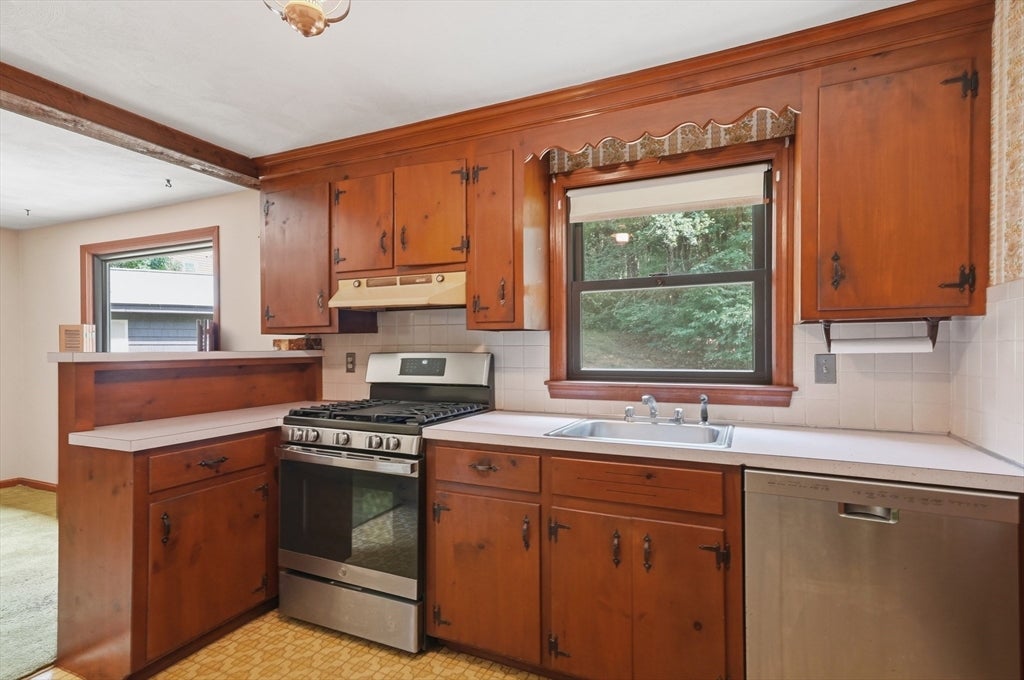 9 Conestoga Road, Chelmsford, MA, 9 Conestoga Road, Chelmsford, MA Photo #7
