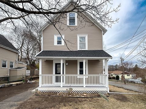 463 Central St Saugus MA 01906