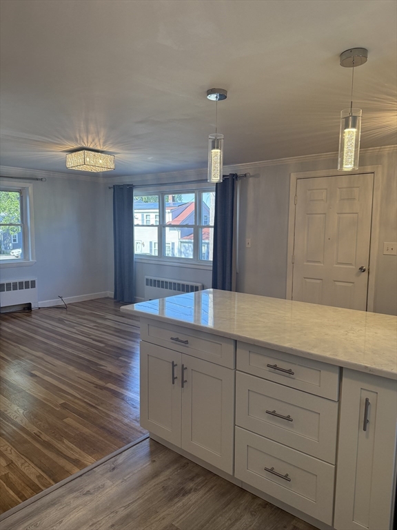 Waltham, Massachusetts 02451, United States, 4 Bedrooms Bedrooms, ,1 BathroomBathrooms,Residential,Active,176642