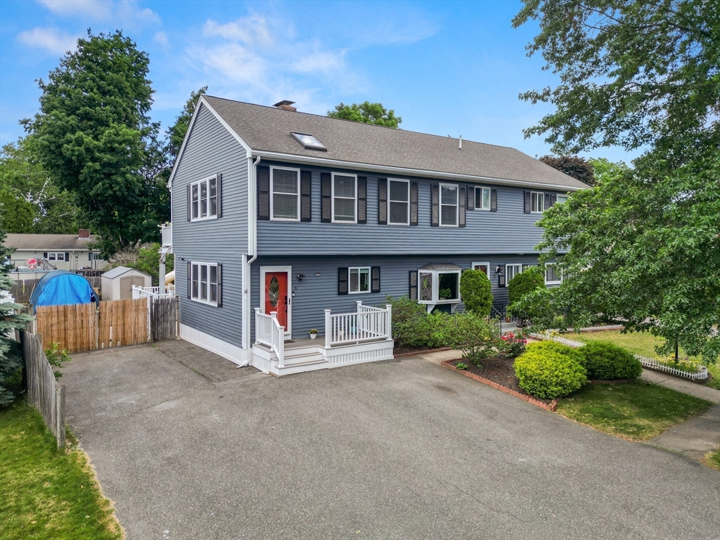 6 Vista Dr