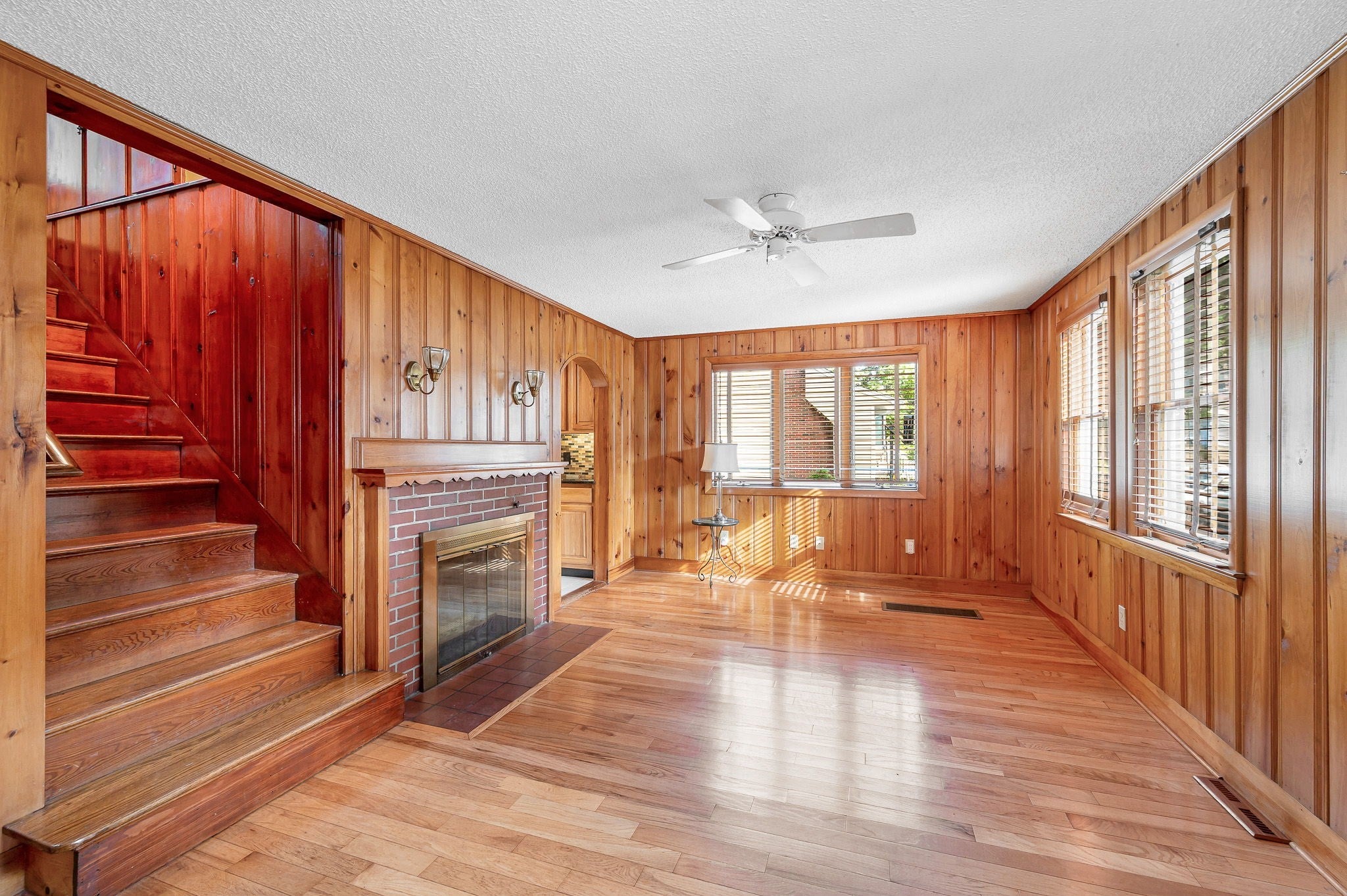 186 South Rd
