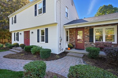 3 Sawmill Dr Wilbraham MA 01095