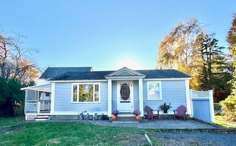 40 Hanley Ct Marshfield MA 02050