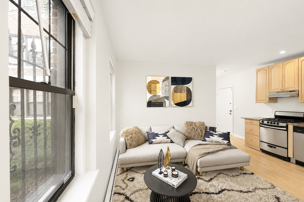 64 Queensberry St. 101