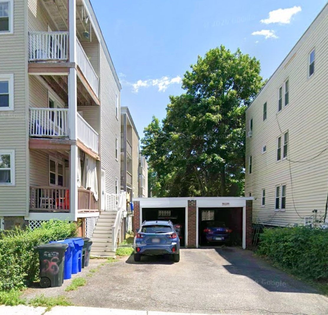 28 Claymoss Rd.
