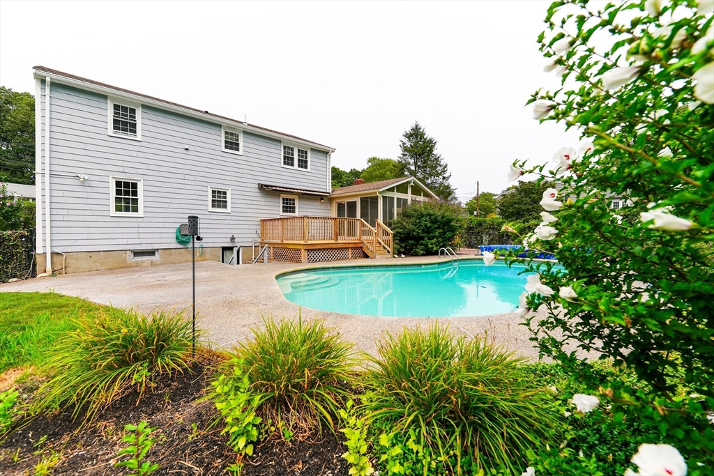24 Mcandrew Rd