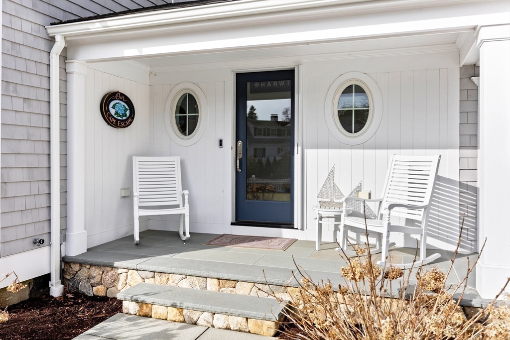 6 Mirasol Lane