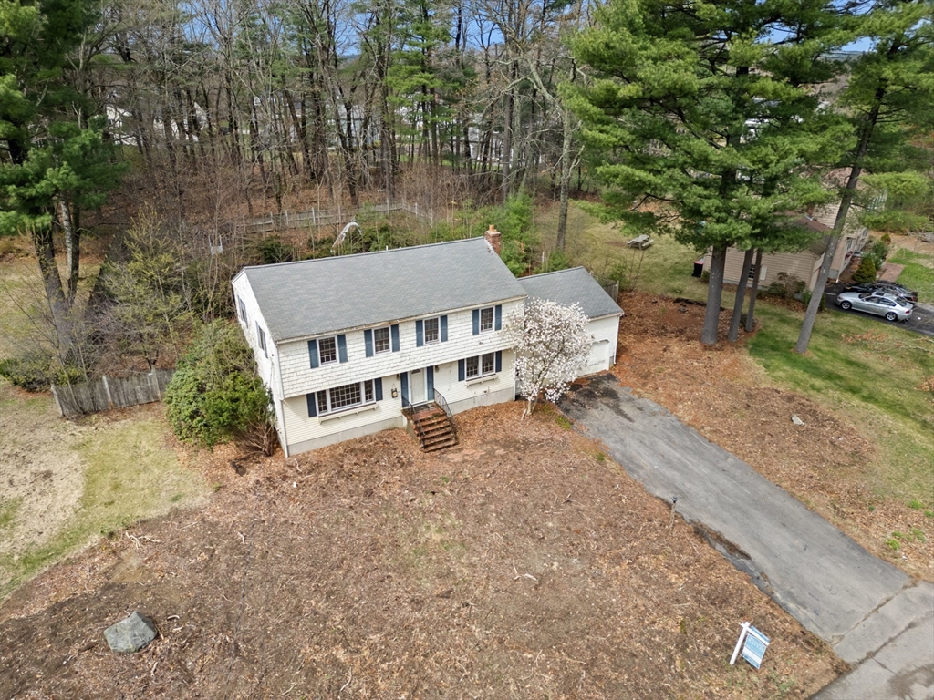37 Crestview Dr