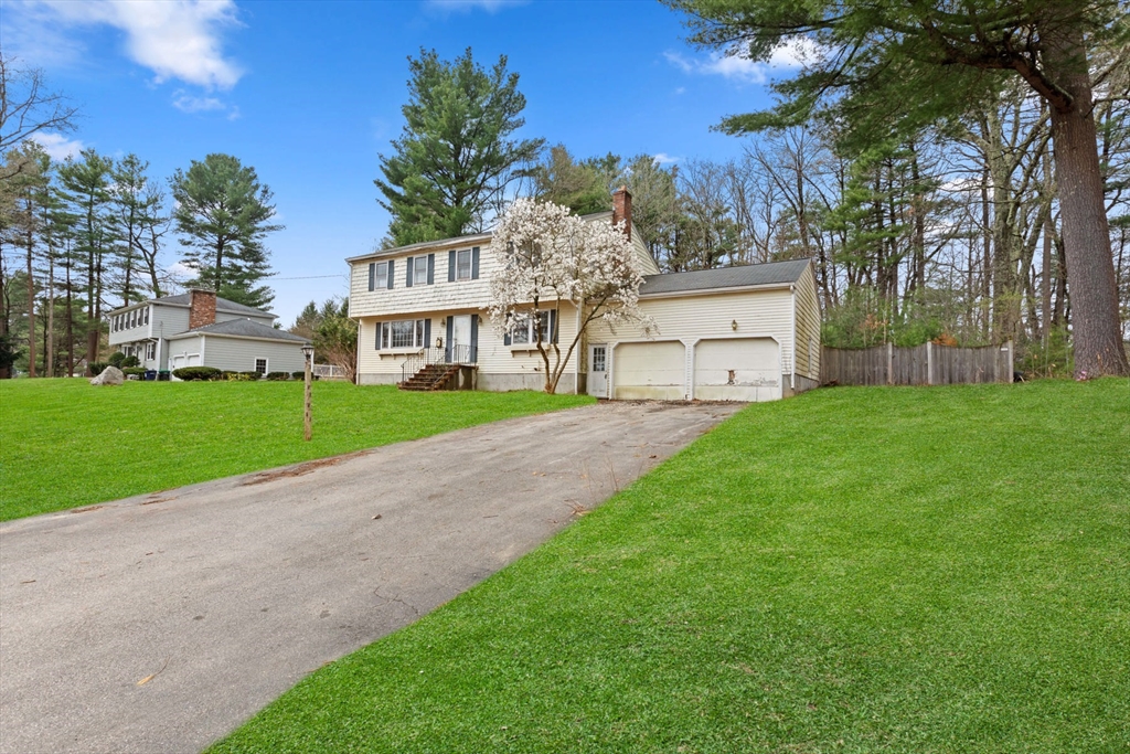37 Crestview Dr