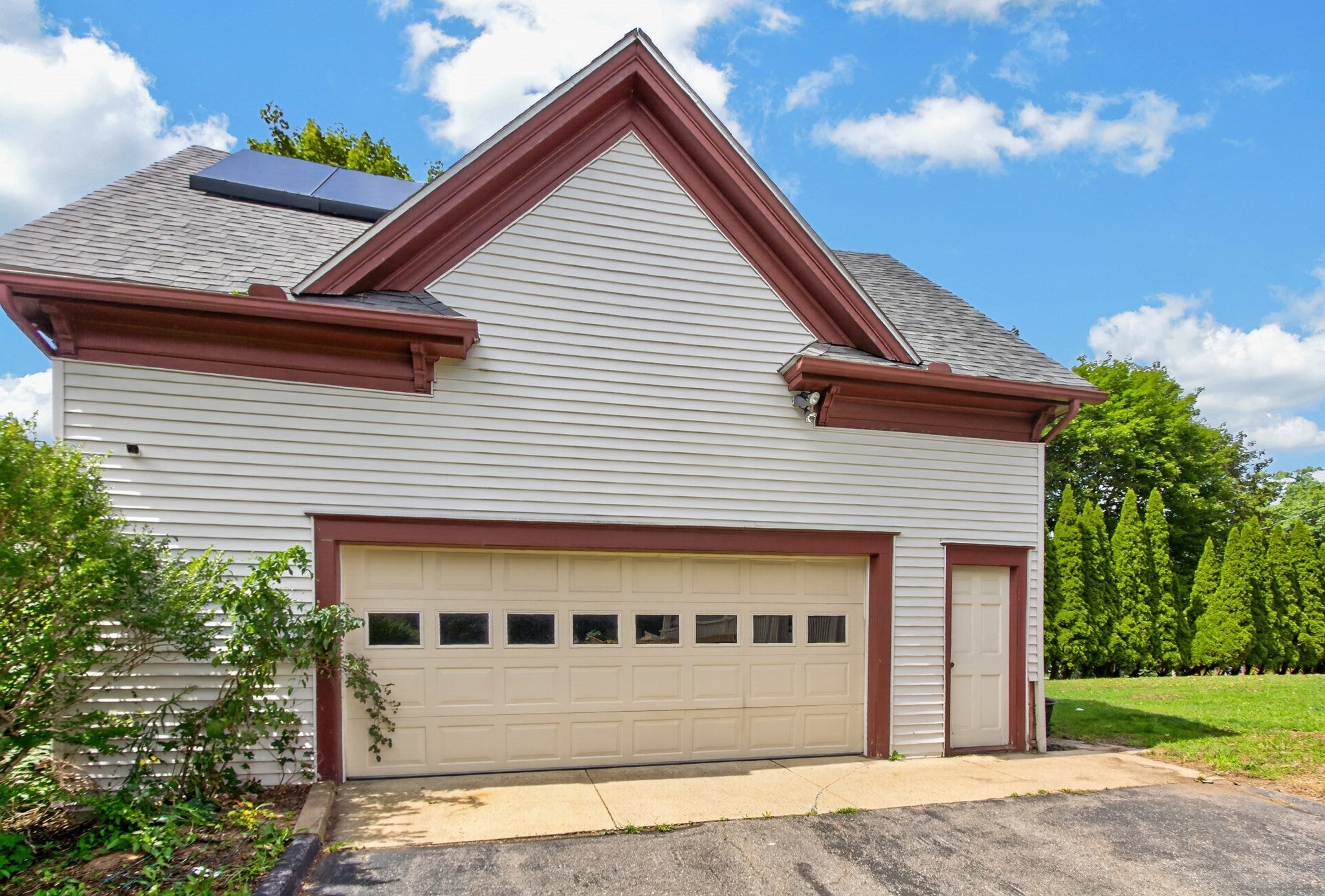 141 Chestnut St, Gardner, MA, 141 Chestnut St, Gardner, MA Photo #2