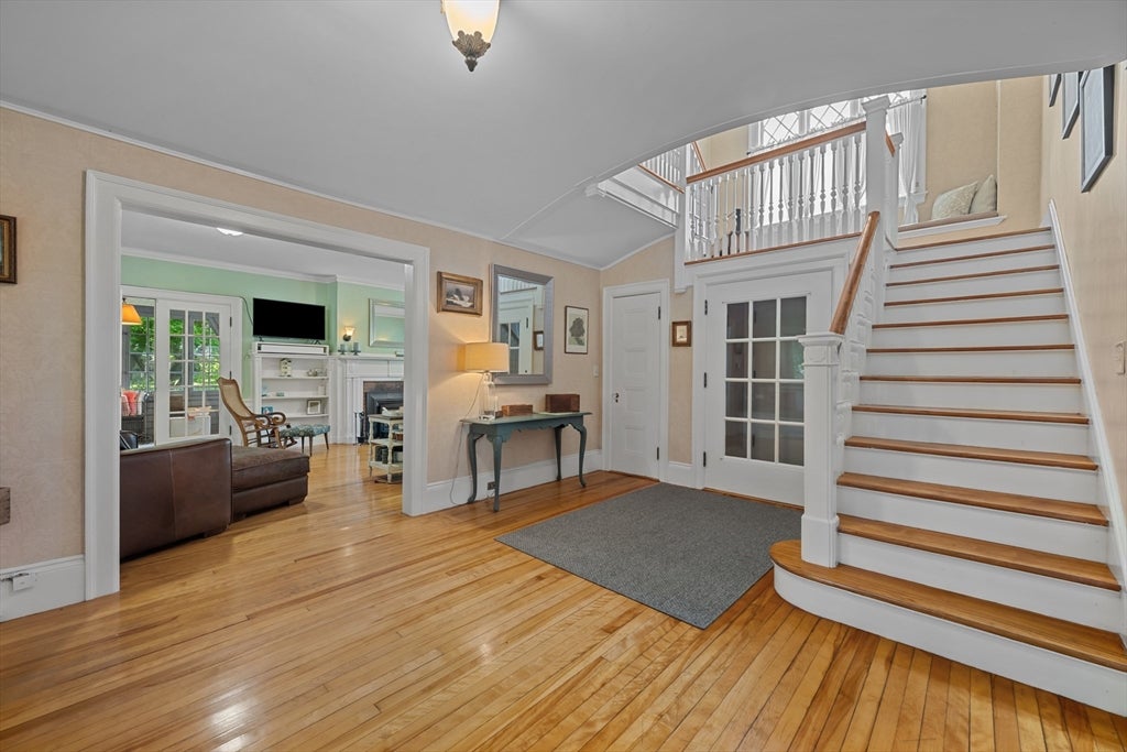 25 Kenwood Ave, Worcester, MA, 25 Kenwood Ave, Worcester, MA Photo #3