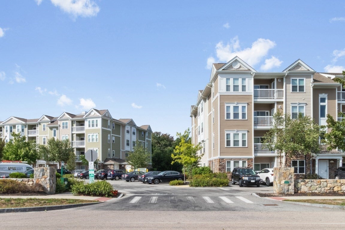 70 Trotter Rd 4304