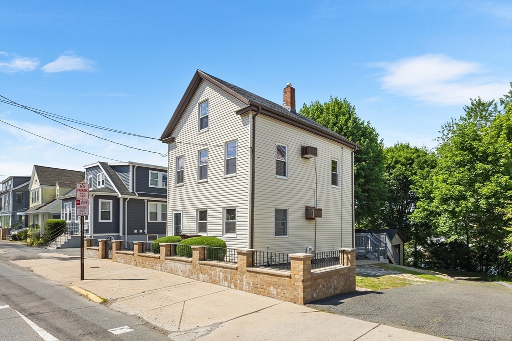 88 Garland St