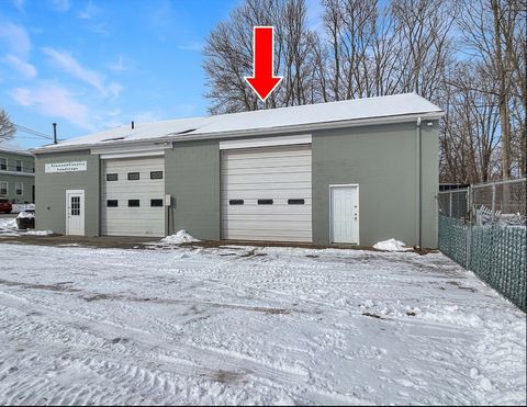 50 Allen St Clinton MA 01510