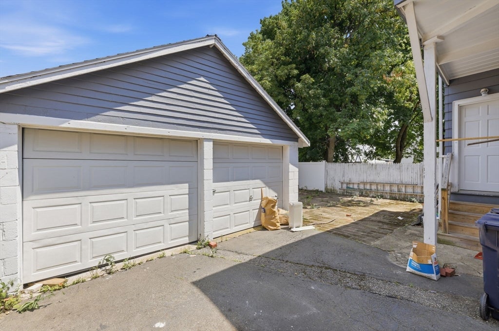 15 Waverly Ave