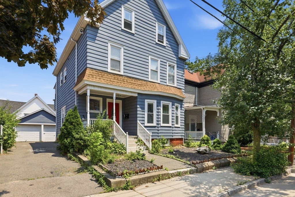 15 Waverly Ave