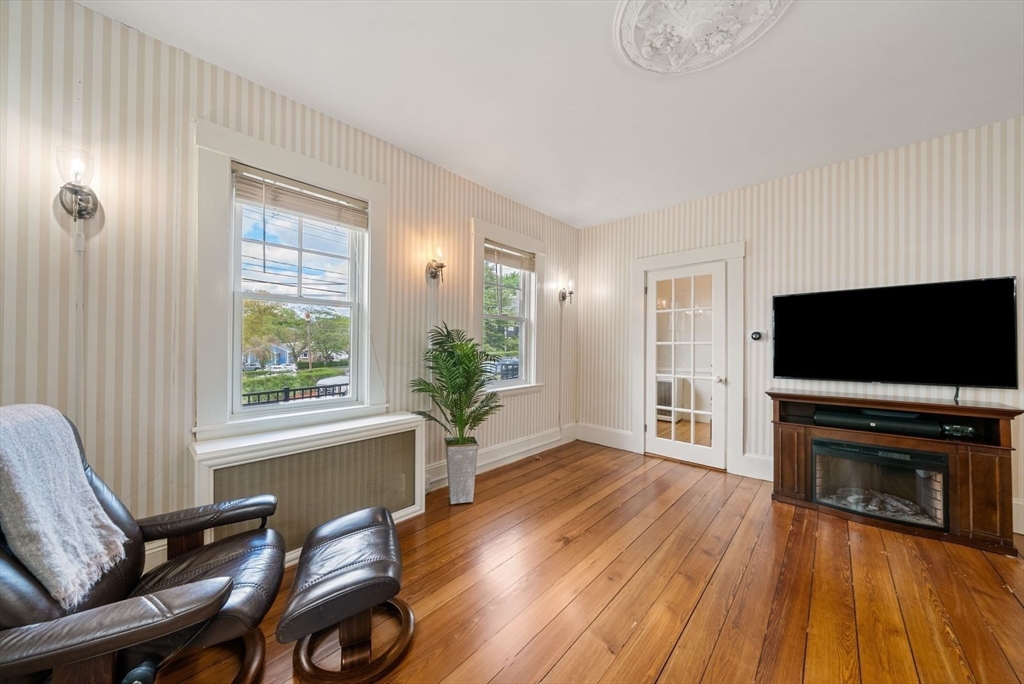 94 William St, Stoneham, MA Photo #7