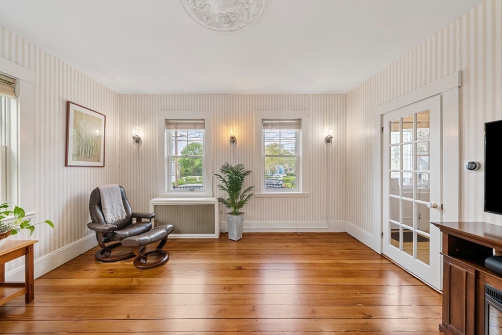 94 William St, Stoneham, MA Photo #8