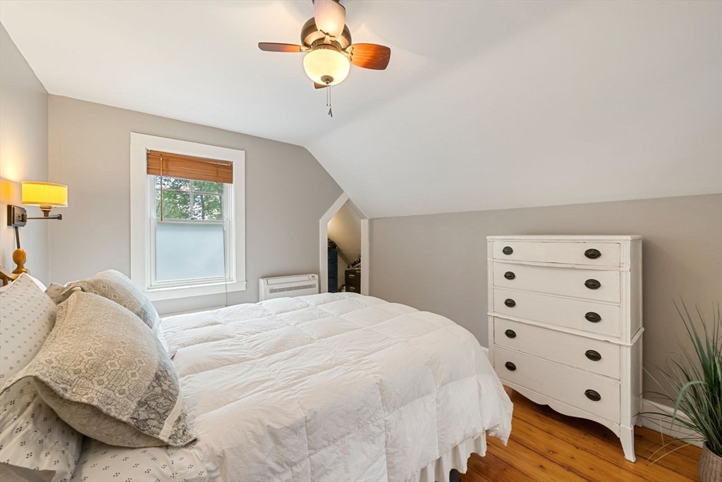 94 William St, Stoneham, MA Photo #20