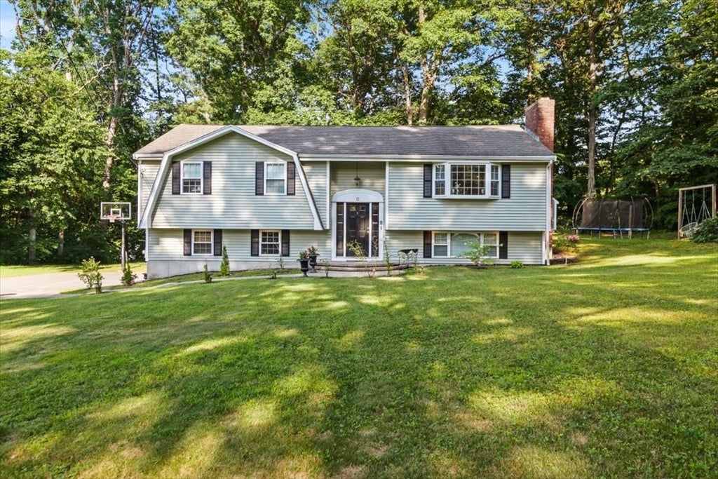 11 Harriman Rd